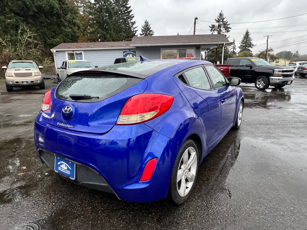 2014 Hyundai Veloster Image 9