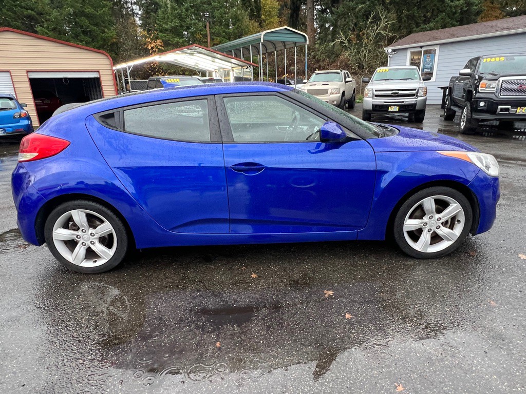 2014 Hyundai Veloster Image 12