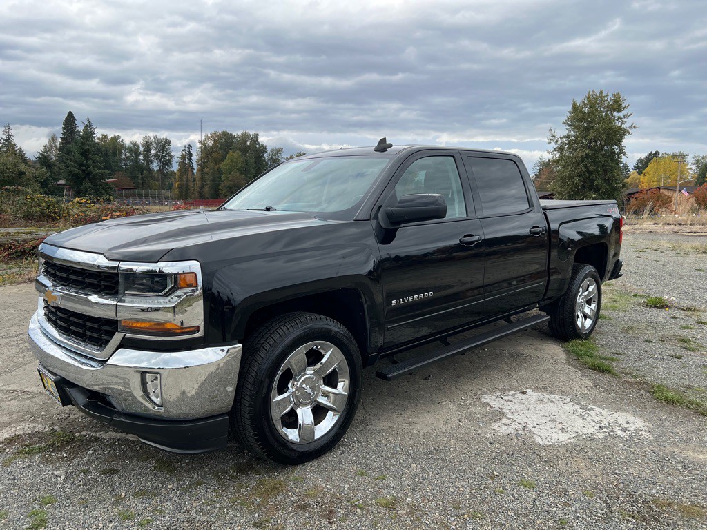 2018 Chevrolet Silverado 1500 Image 1