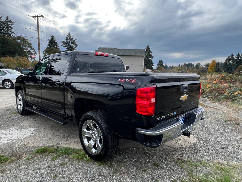 2018 Chevrolet Silverado 1500 Image 18