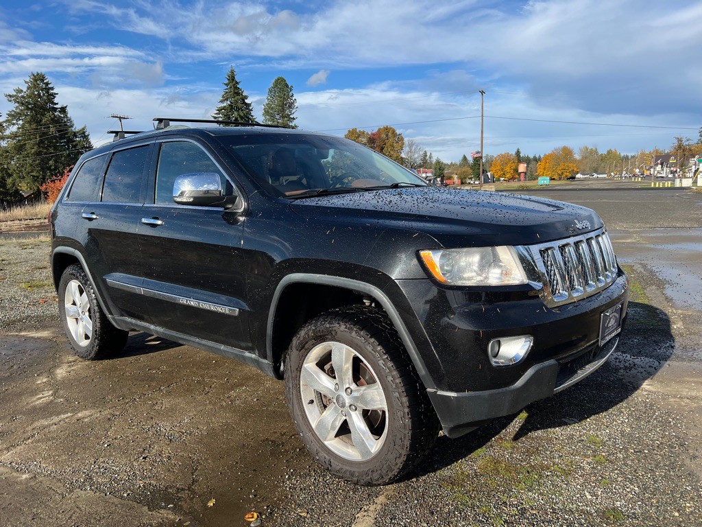 2011 Jeep Grand Cherokee Image 15