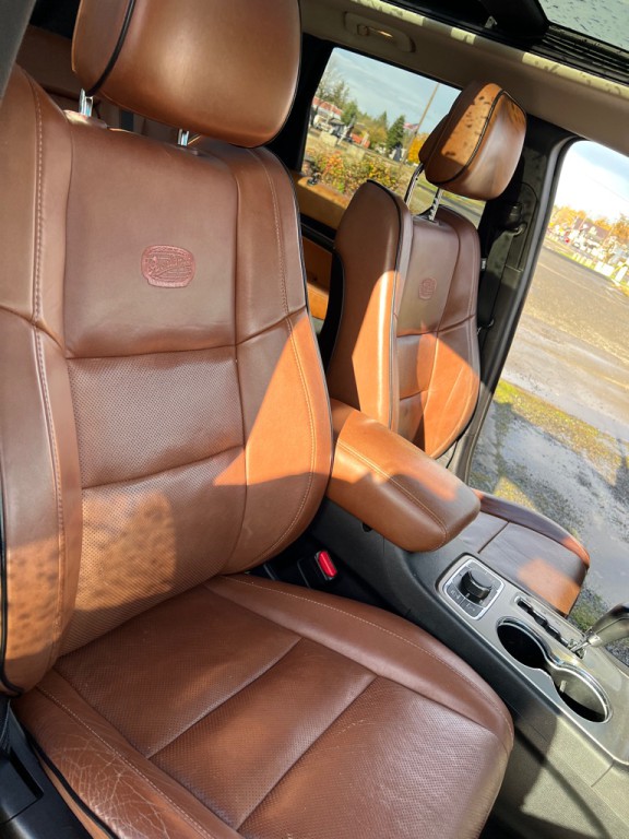 2011 Jeep Grand Cherokee Image 22