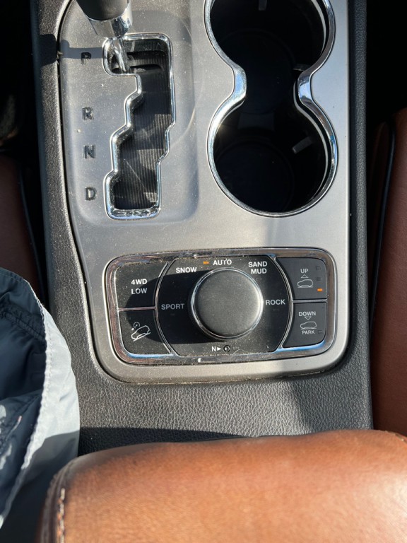 2011 Jeep Grand Cherokee Image 33