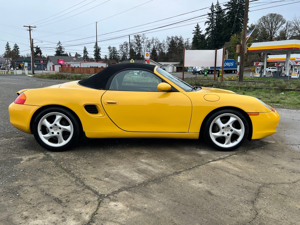 2001 Porsche Boxster Image 4