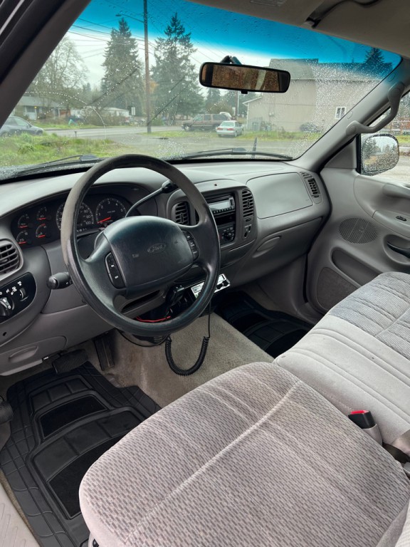 1997 Ford F-150 Image 28