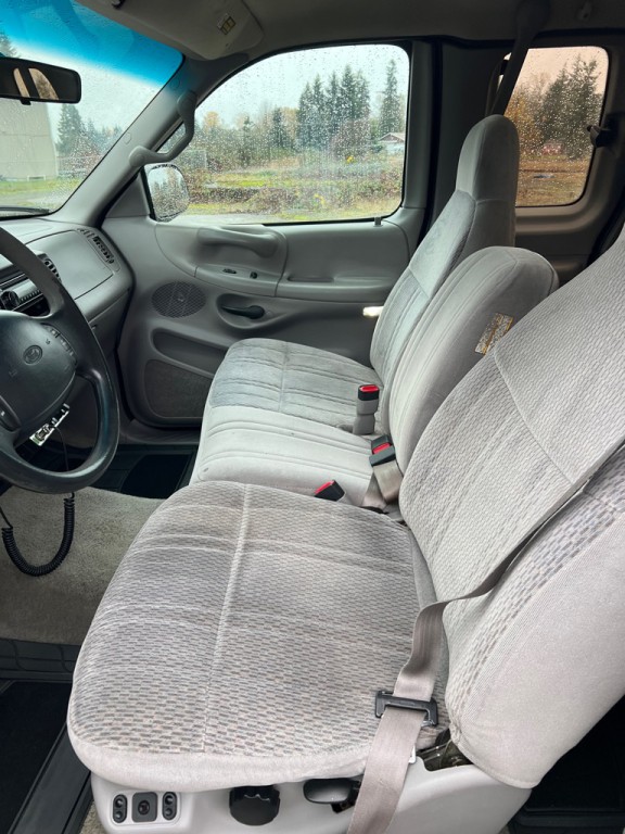 1997 Ford F-150 Image 29