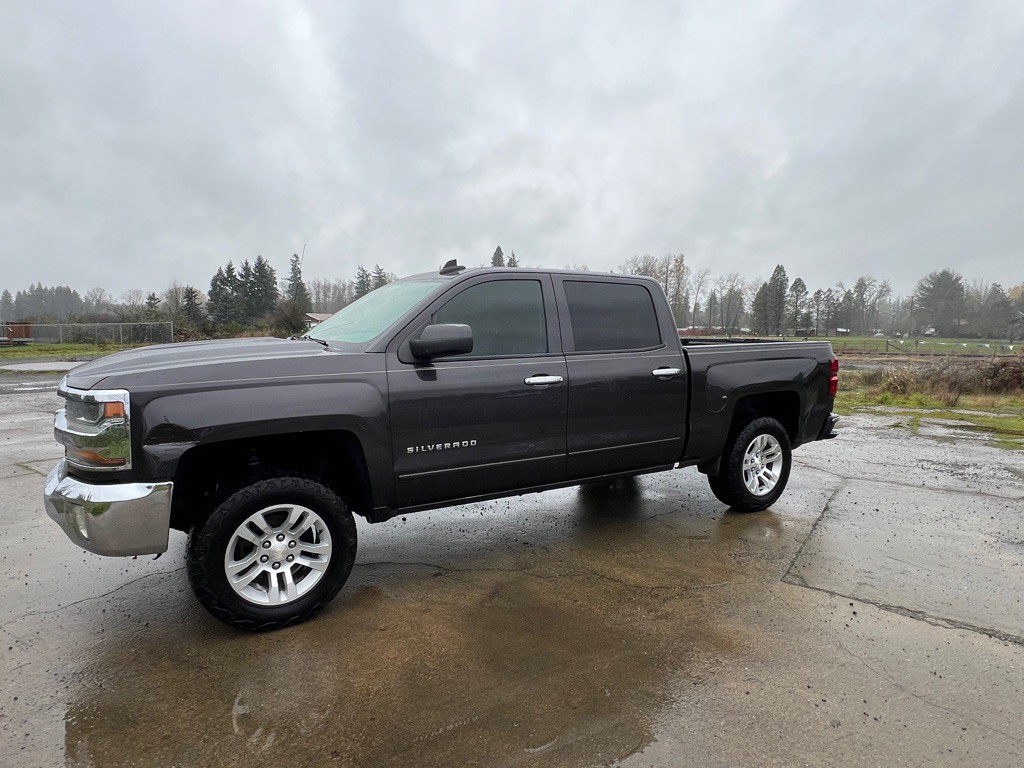 2016 Chevrolet Silverado 1500 Image 2