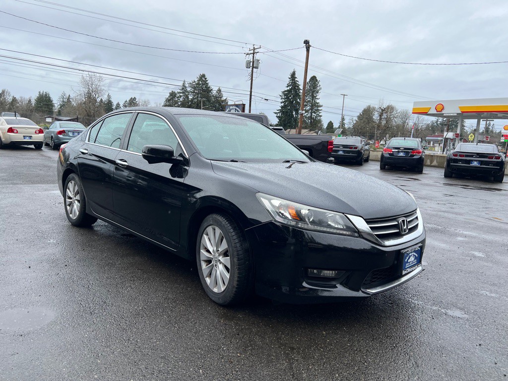 2015 Honda Accord Image 1