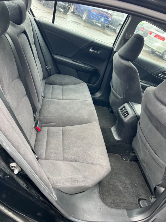 2015 Honda Accord Image 22