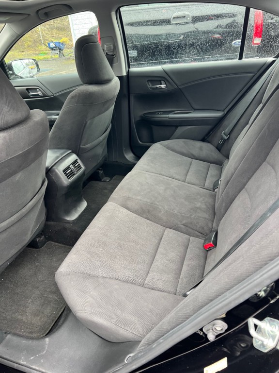2015 Honda Accord Image 23