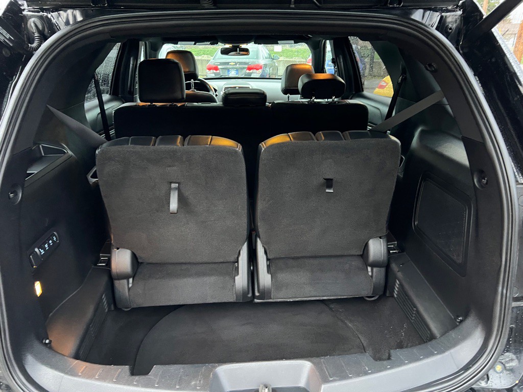 2017 Ford Explorer Image 24