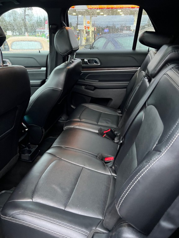2017 Ford Explorer Image 34