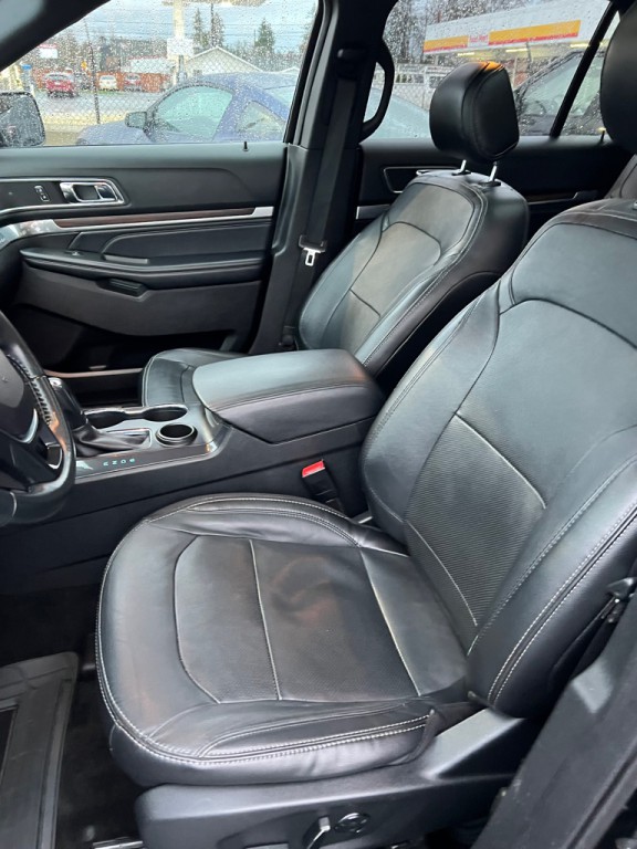 2017 Ford Explorer Image 35