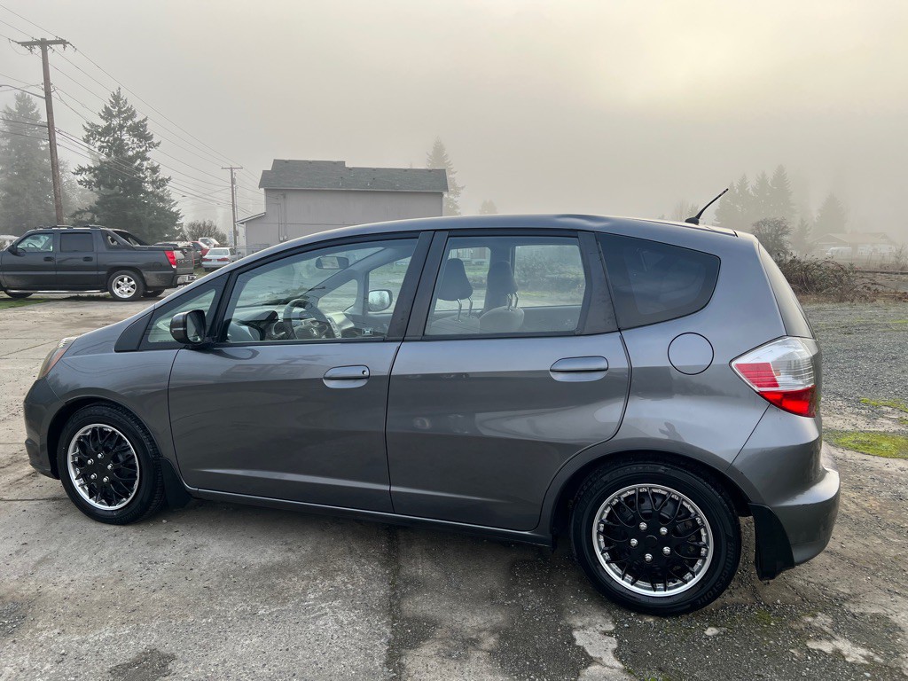 2012 Honda Fit Image 5