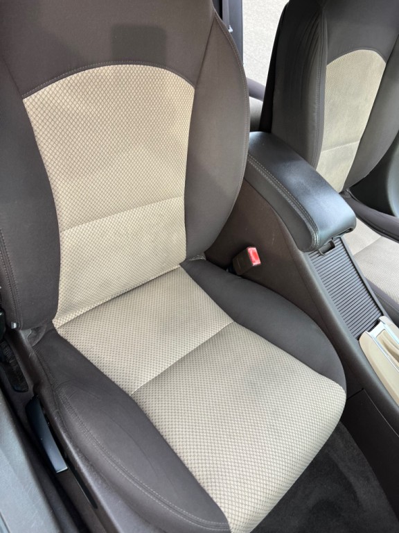 2011 Chevrolet Malibu Image 23