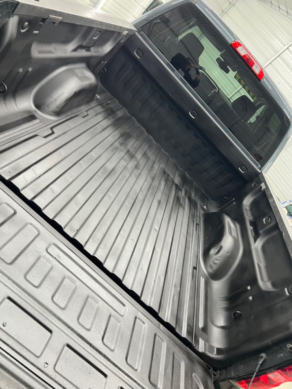 2017 Chevrolet Silverado 1500 Image 4