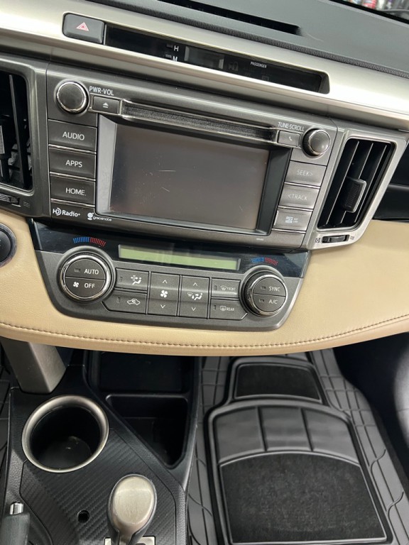 2015 Toyota Rav4 Image 37