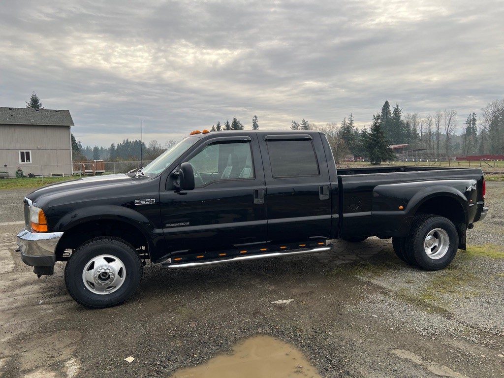 2001 Ford F-350 Image 3