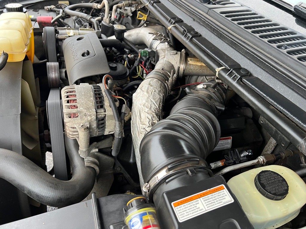 2001 Ford F-350 Image 32