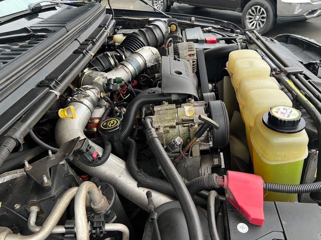 2001 Ford F-350 Image 33