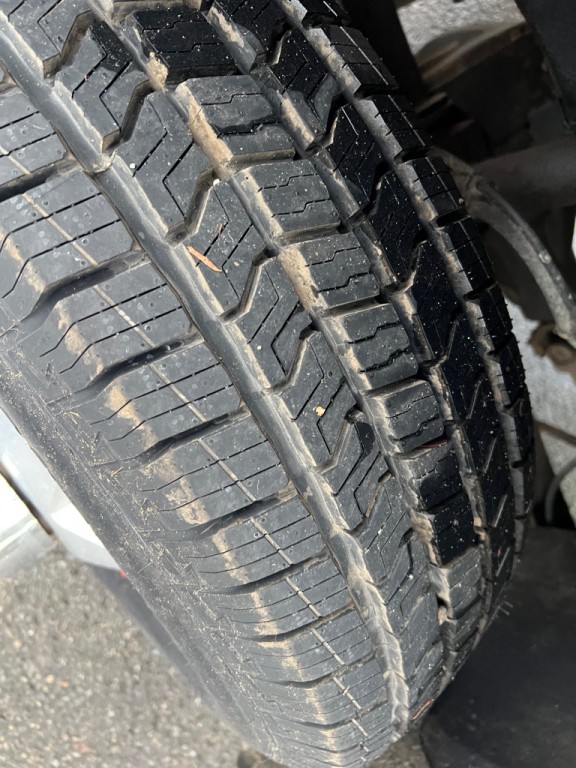 2001 Ford F-350 Image 37