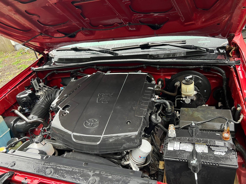 2015 Toyota Tacoma Image 15