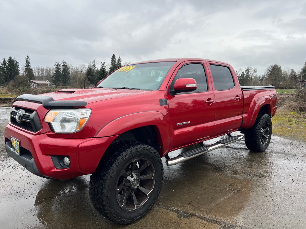 2015 Toyota Tacoma Image 24