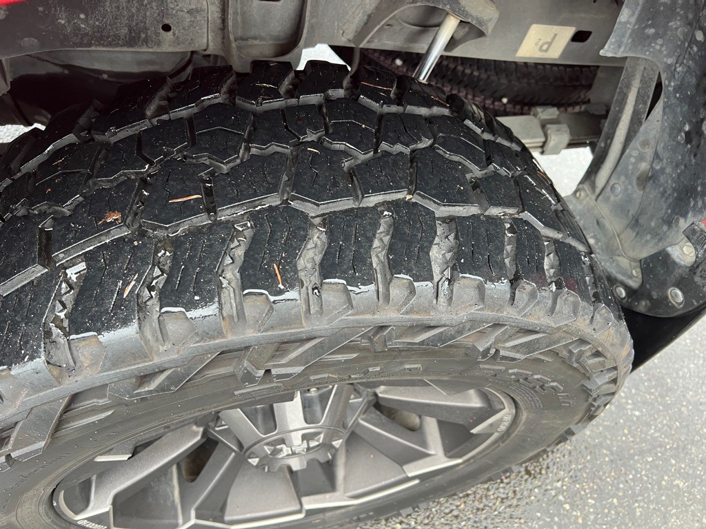 2015 Toyota Tacoma Image 25