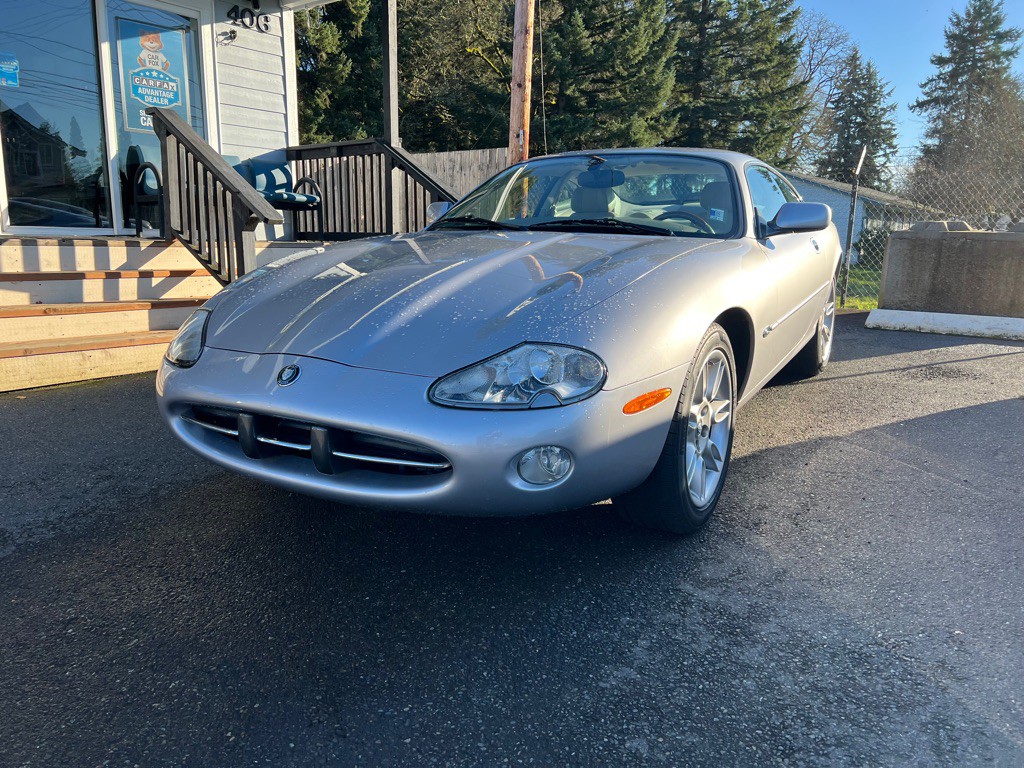 2001 Jaguar XK-Series Image 20