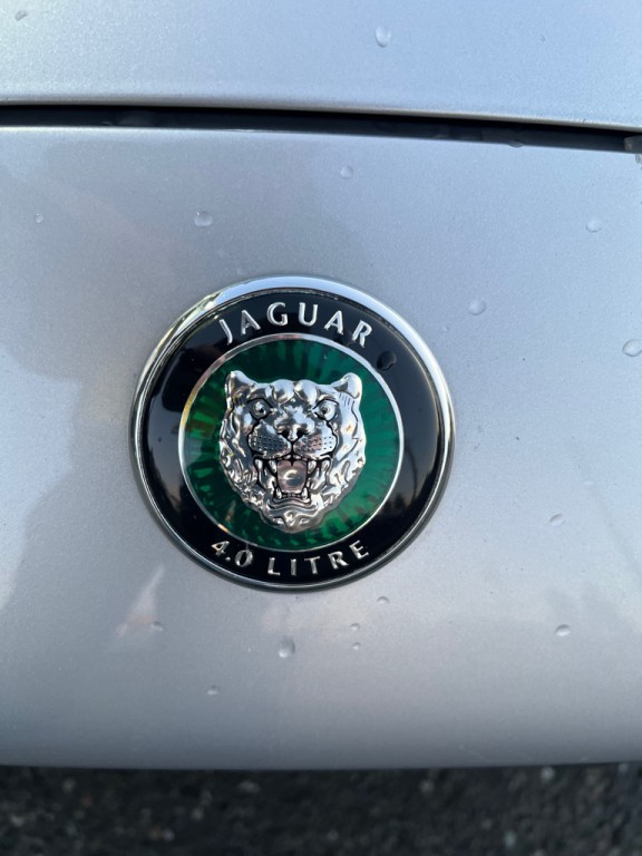 2001 Jaguar XK-Series Image 24