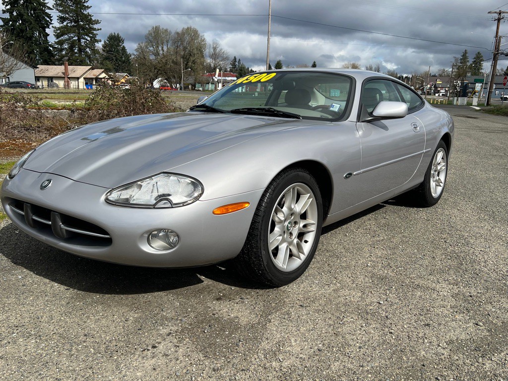 2001 Jaguar XK-Series Image 32