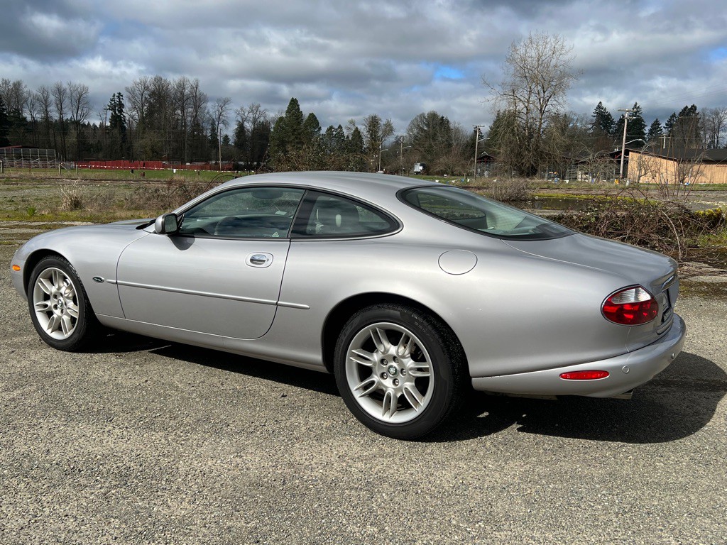 2001 Jaguar XK-Series Image 34