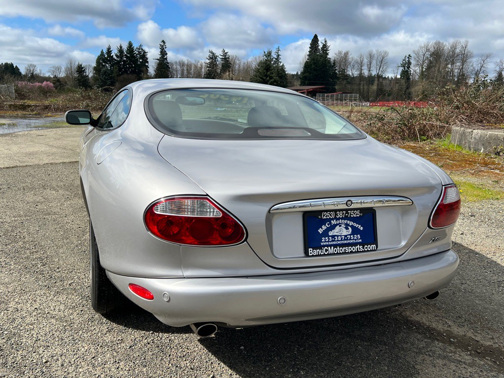 2001 Jaguar XK-Series Image 35