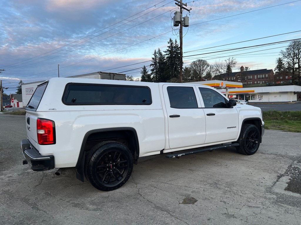 2018 GMC Sierra Image 12