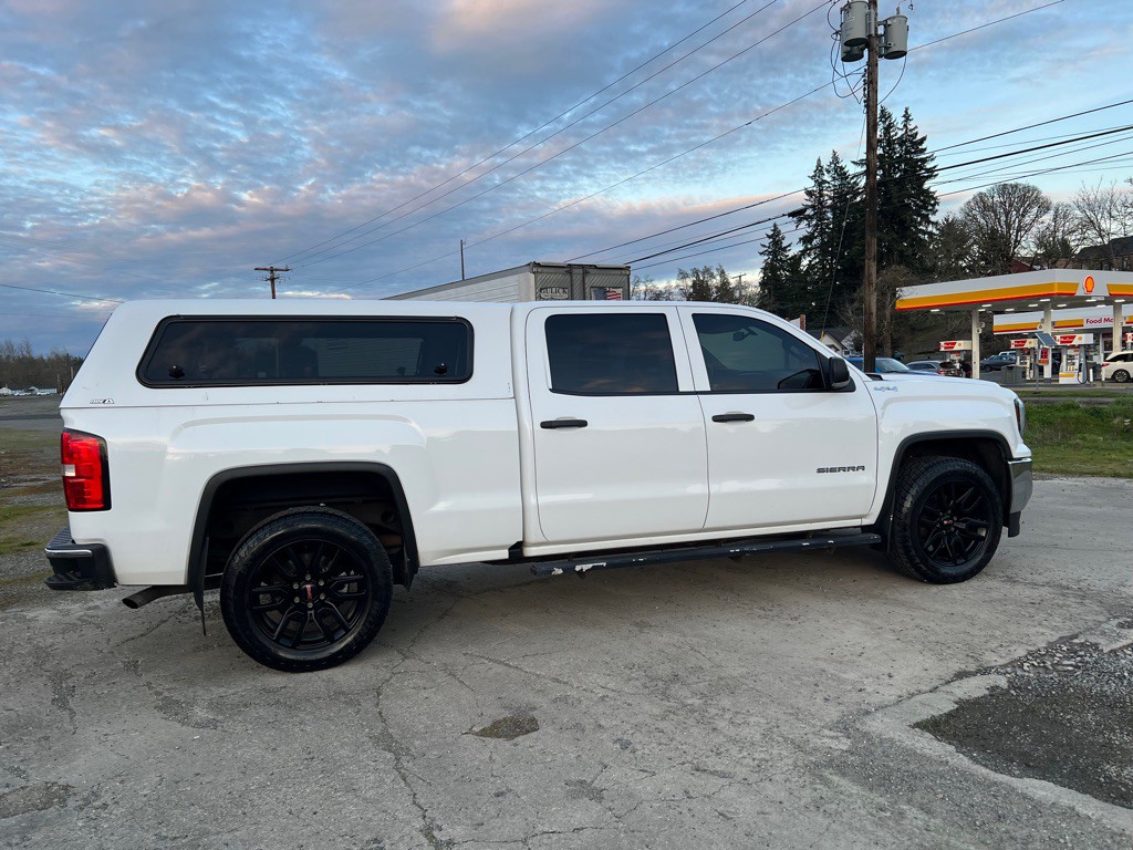2018 GMC Sierra Image 13