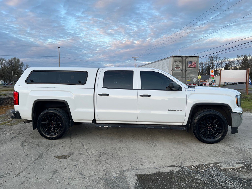 2018 GMC Sierra Image 14