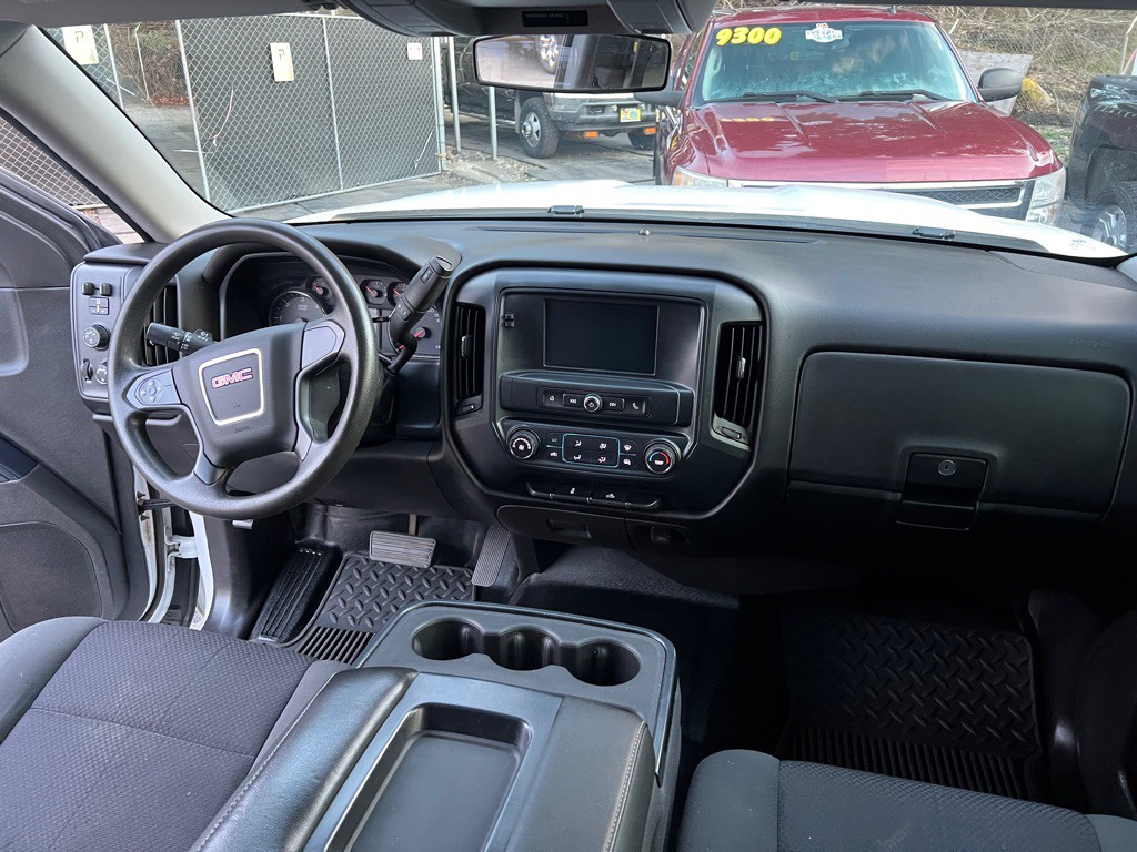 2018 GMC Sierra Image 30