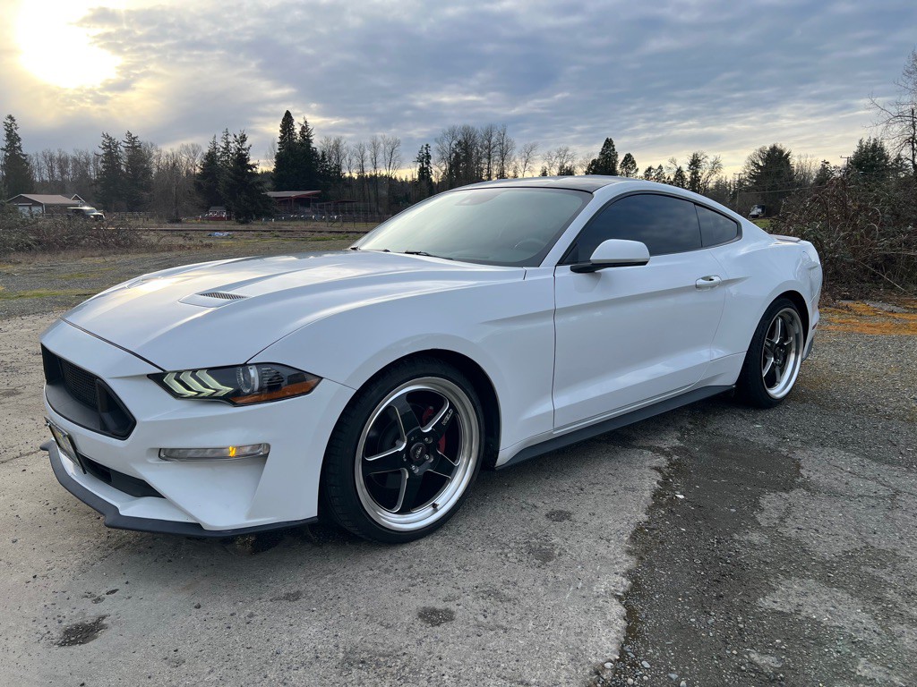 2020 Ford Mustang Image 21