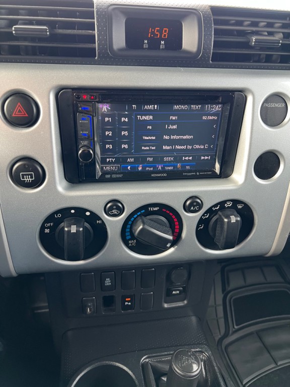 2008 Toyota FJ Cruiser Image 27