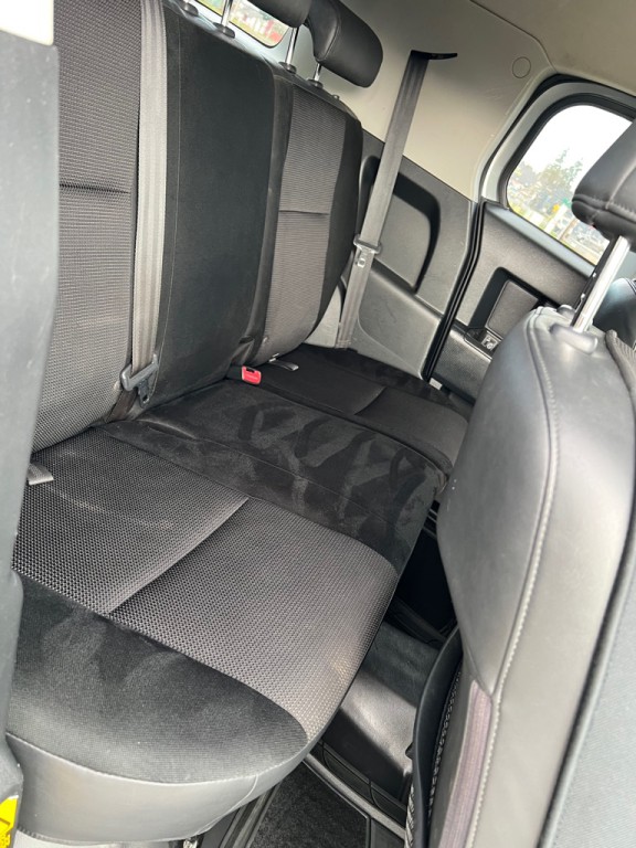 2008 Toyota FJ Cruiser Image 32