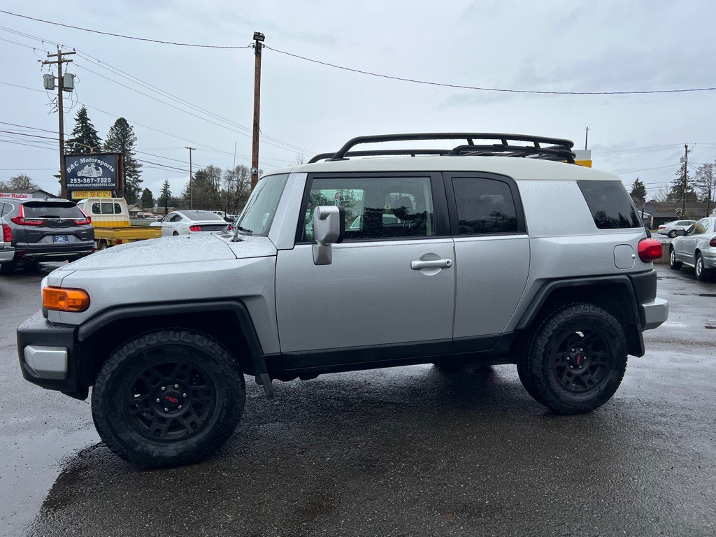 2008 Toyota FJ Cruiser Image 52