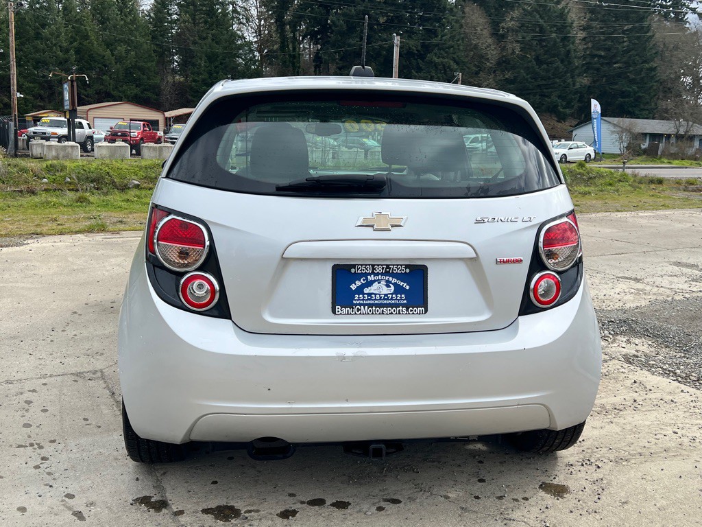 2016 Chevrolet Sonic Image 7