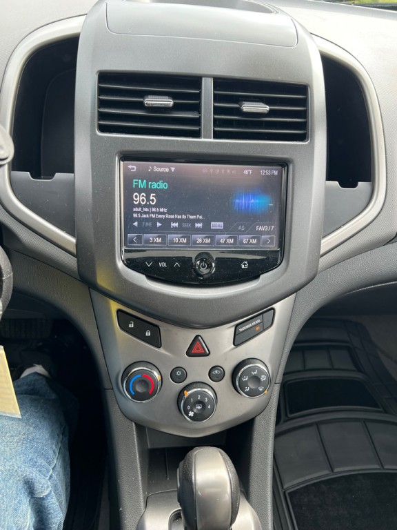 2016 Chevrolet Sonic Image 22