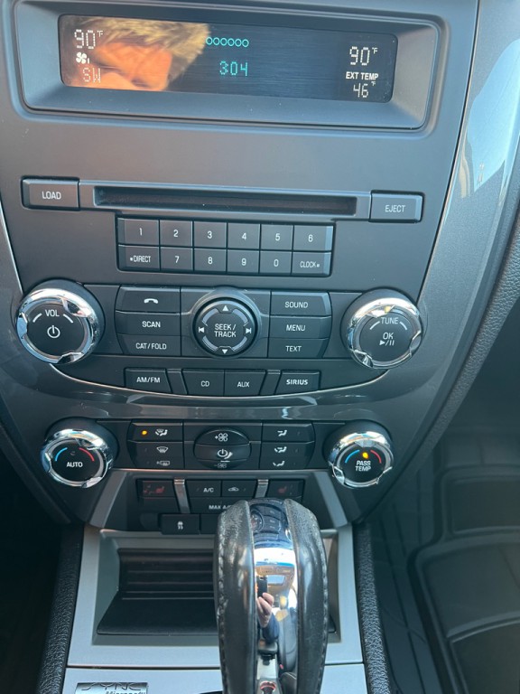 2010 Ford Fusion Image 9