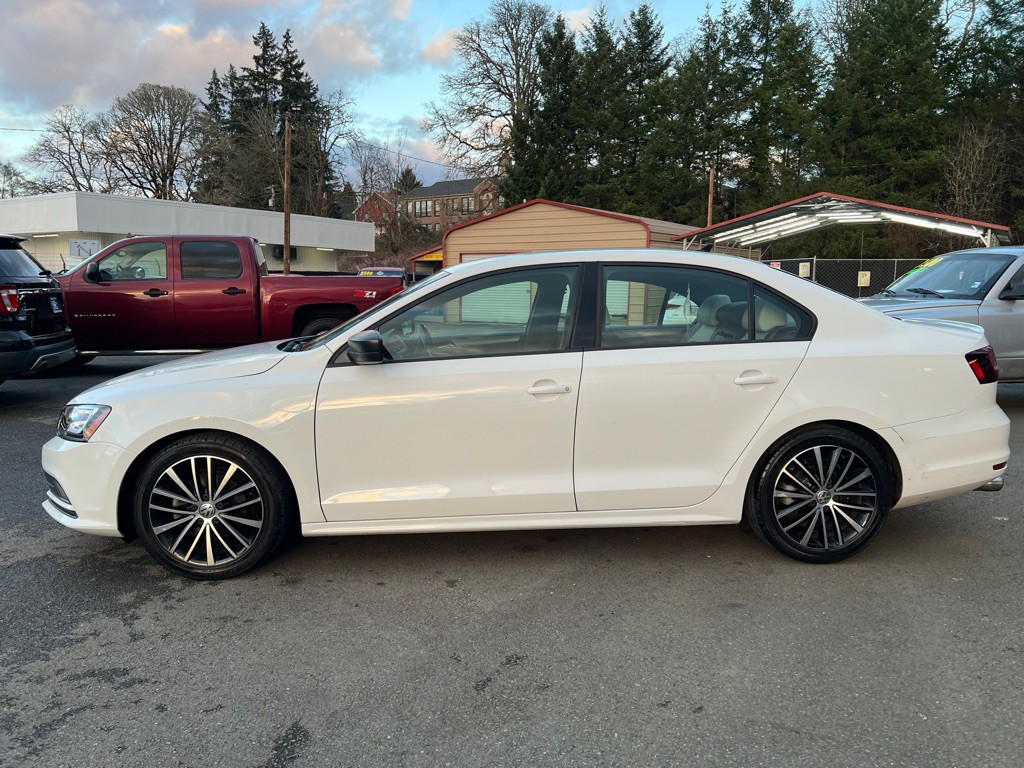 2016 Volkswagen Jetta Image 3