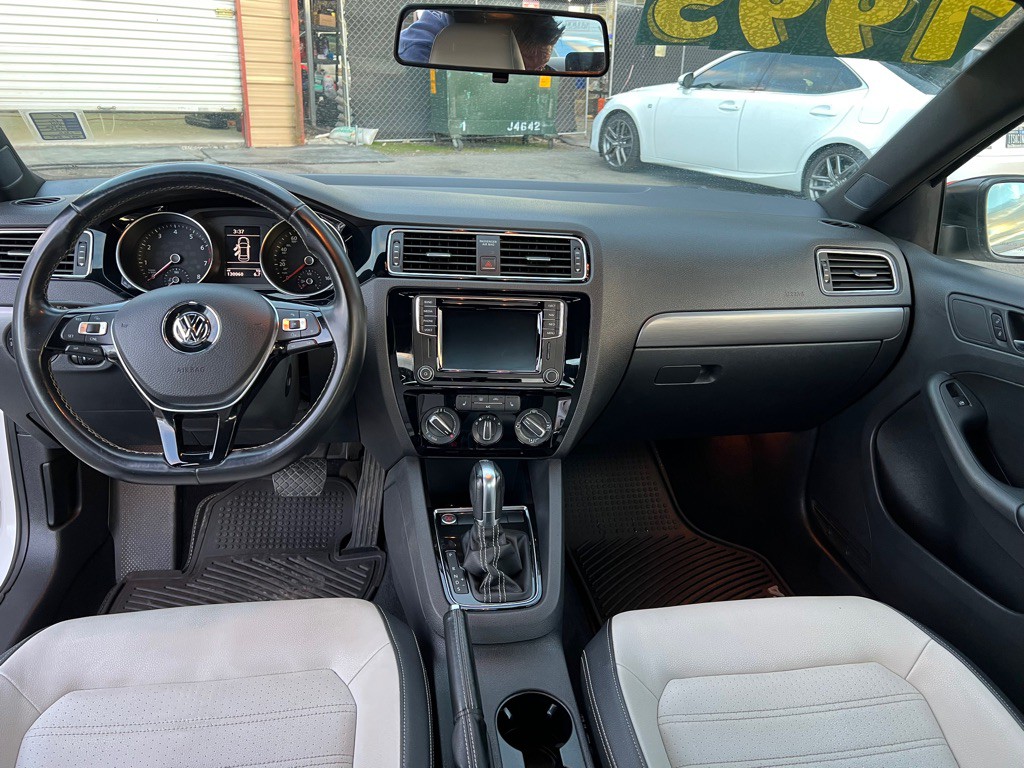 2016 Volkswagen Jetta Image 29