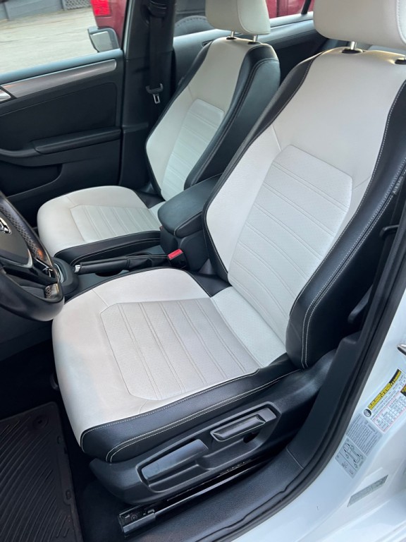 2016 Volkswagen Jetta Image 31