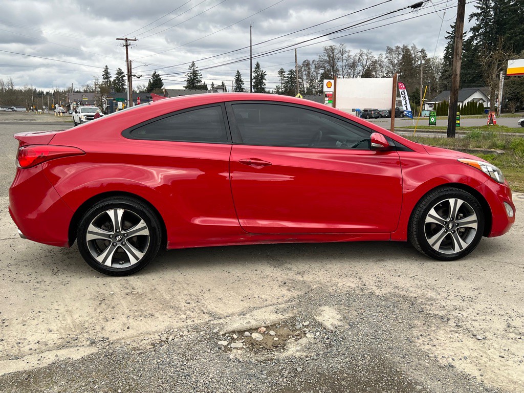2013 Hyundai Elantra Image 6