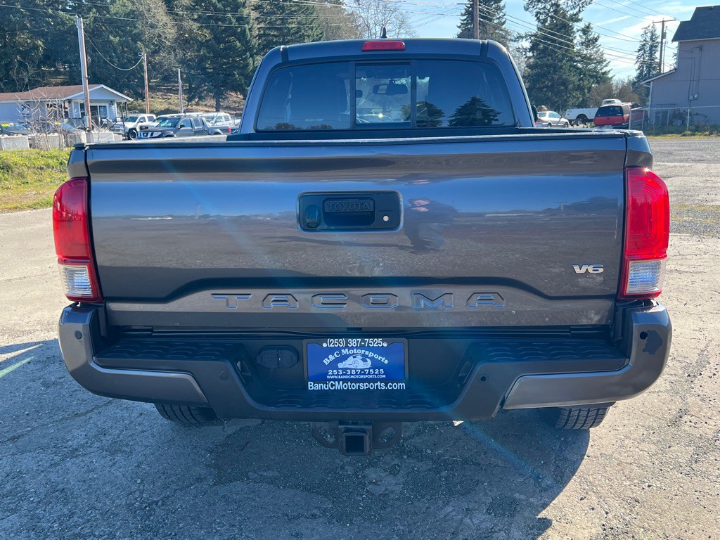 2016 Toyota Tacoma Image 6