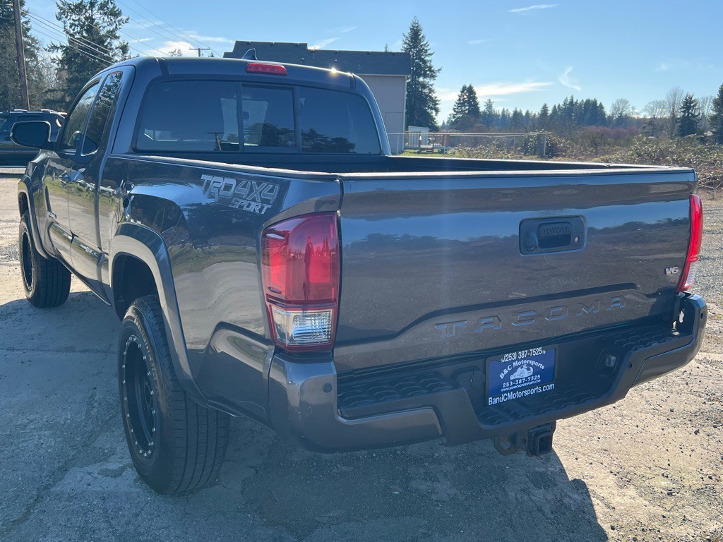 2016 Toyota Tacoma Image 7